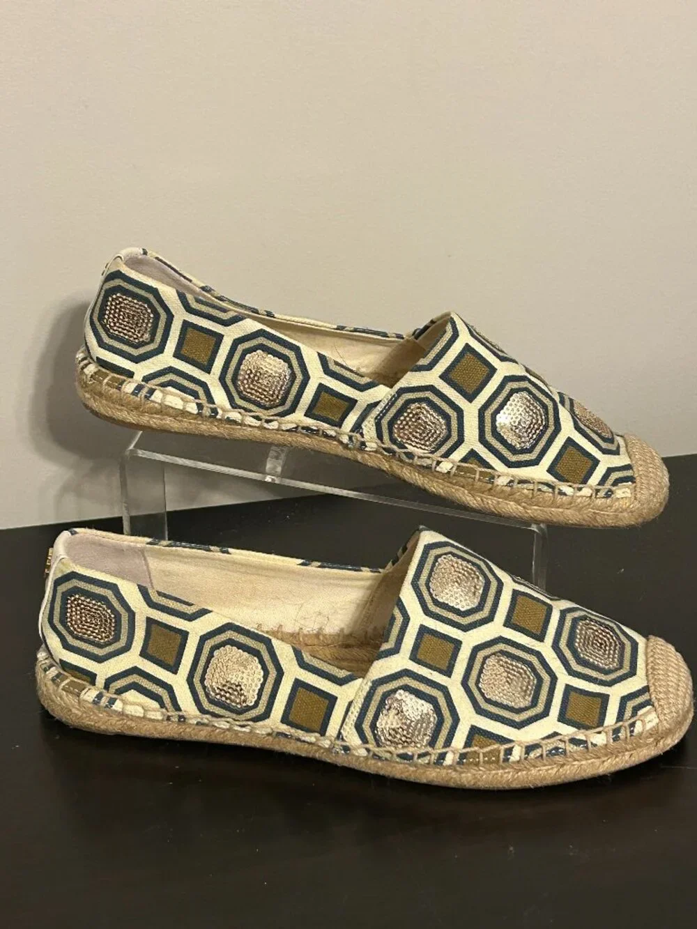 TORY BURCH Sz 7 Cecily Geometric Pattern w/ Sequins Espadrille Flats Shoes Logo